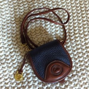 Vintage Dooney and Bourke, navy blue